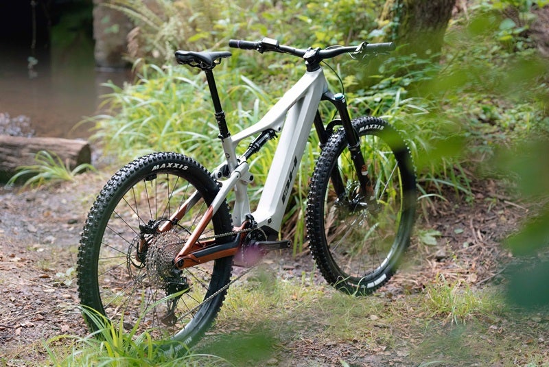 BH Bikes iLYNX+ NX ENDURO 9.0 &ndash; s&auml;hk&ouml;avusteinen maastopy&ouml;r&auml;